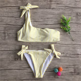 Maillot de bain - A l'épaule